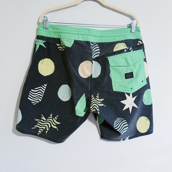 Volcom - Stoneys Geometric Print Board Shorts - Picture 4 of 5